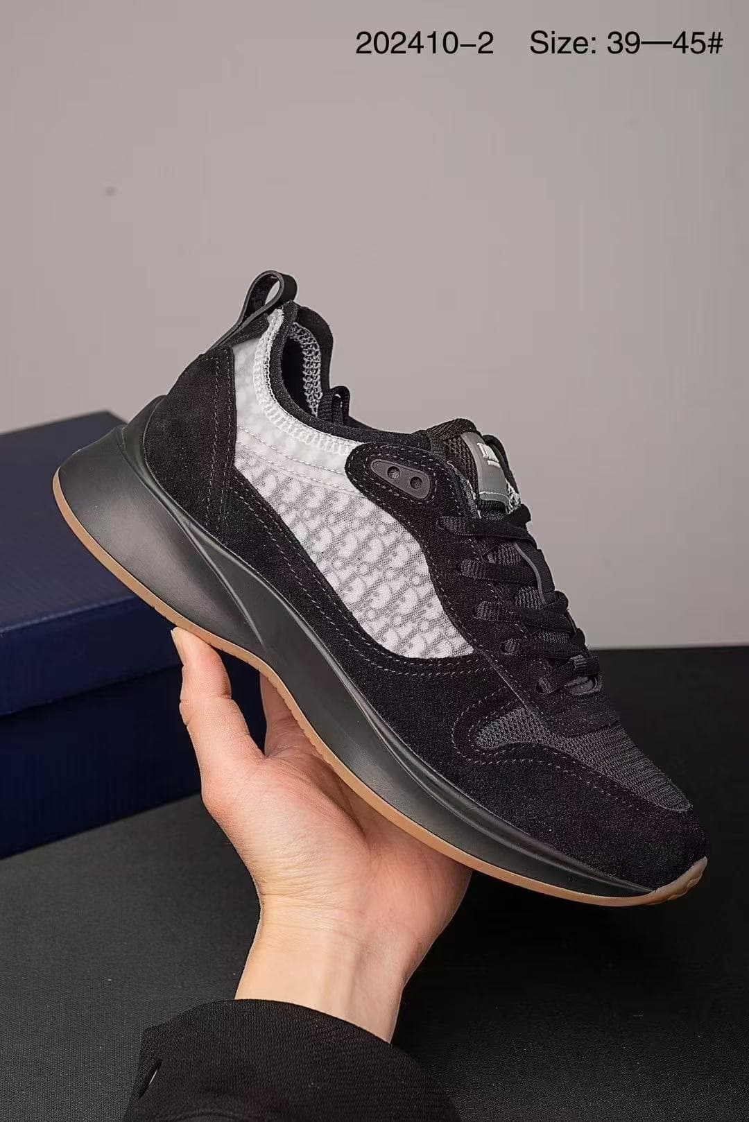DoirB25 Chaussures de sport décontractées pour hommes avec logo lettre, chaussures de course basses à lacets, semelle épaisse et hauteur contrast