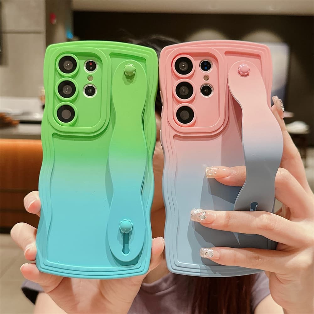 Wrist Strap Bracket Wave Curly Case For Samsung S24 S23 Ultra S22 S21 Plus FE A05 A24 A34 A54 A13 A23 A53 A73 Soft