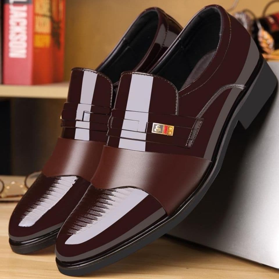 Men's Fashionable Pointed Toe Leather Shoes New Style Business Casual Style Formal Shoes