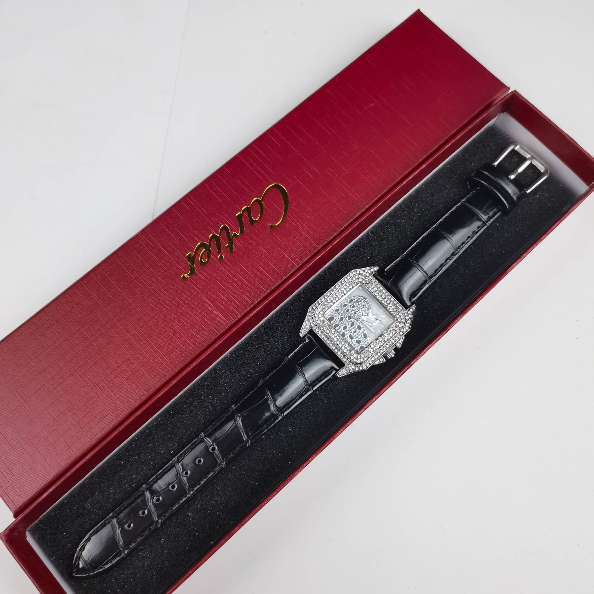 Montre à quartz tendance pour femme, cadran résistant, ceinture, décontractée, élégante et discrète