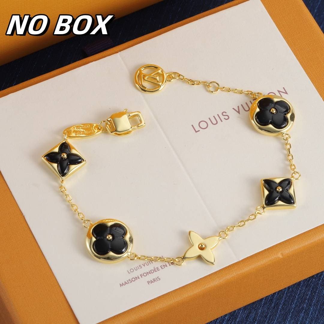 Bracelet à cinq fleurs de style ancien, élégant et polyvalent, motif trèfle à quatre feuilles, idéal pour les fêtes de fin d'année.