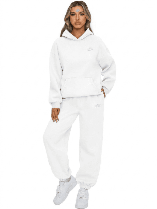 Ensemble deux pièces à capuche Nike pour femme avec logo classique