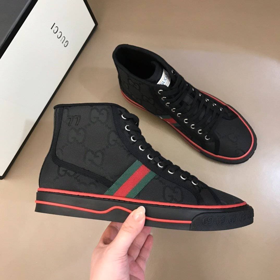 Baskets décontractées de haute qualité, tendance et à la mode pour hommes et femmes 95