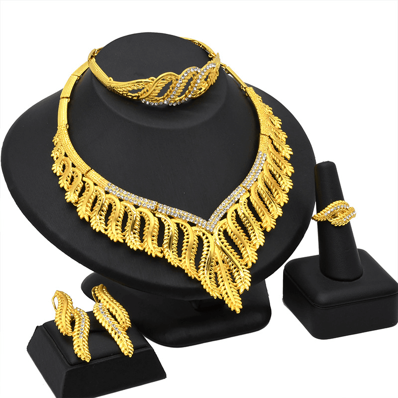 Jewelry set Necklace ring earring set in stock