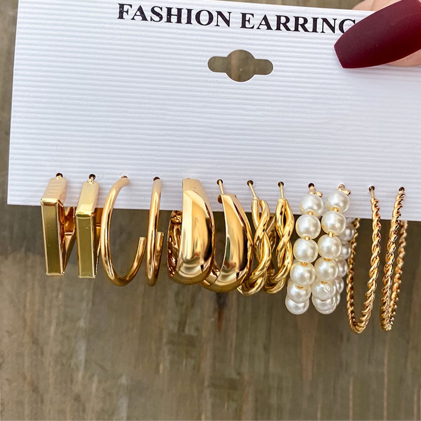 Lot de 11 boucles d'oreilles en perles torsadées en forme de cœur pour femmes, très tendance