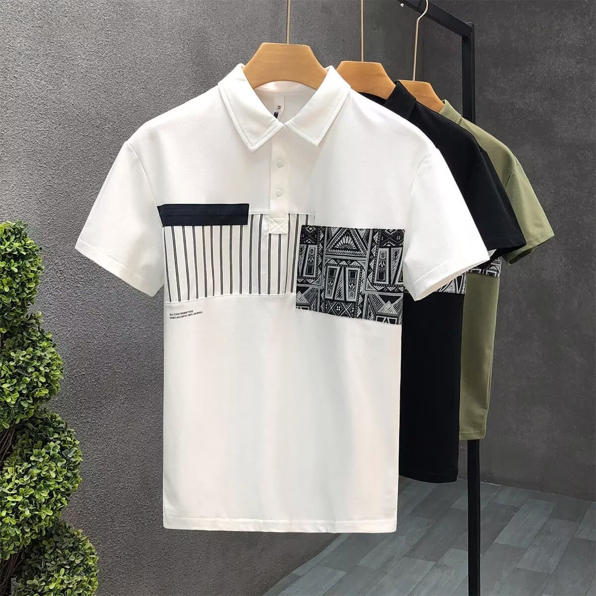 ​​Men's Contrast Color Polo Shirt – Slim Fit Short Sleeve Collared T-Shirt With Trendy Patchwork Design (White/Black/Green)​​