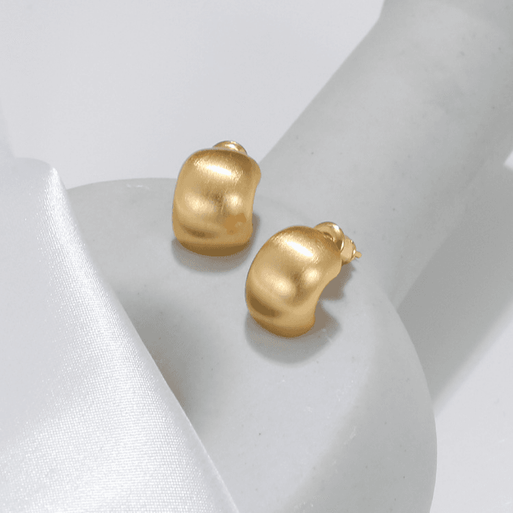 Niche High End Atmospheric Metal Style C Shaped Earrings Cold Style Earrings Earrings