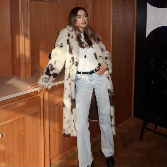 ​​Luxury Faux Fur Coat For Women, Long Winter Coat With Faux Fur Collar, Elegant & Stylish Outerwear For Fall & Winter, Streetwear Fashion Coat​​