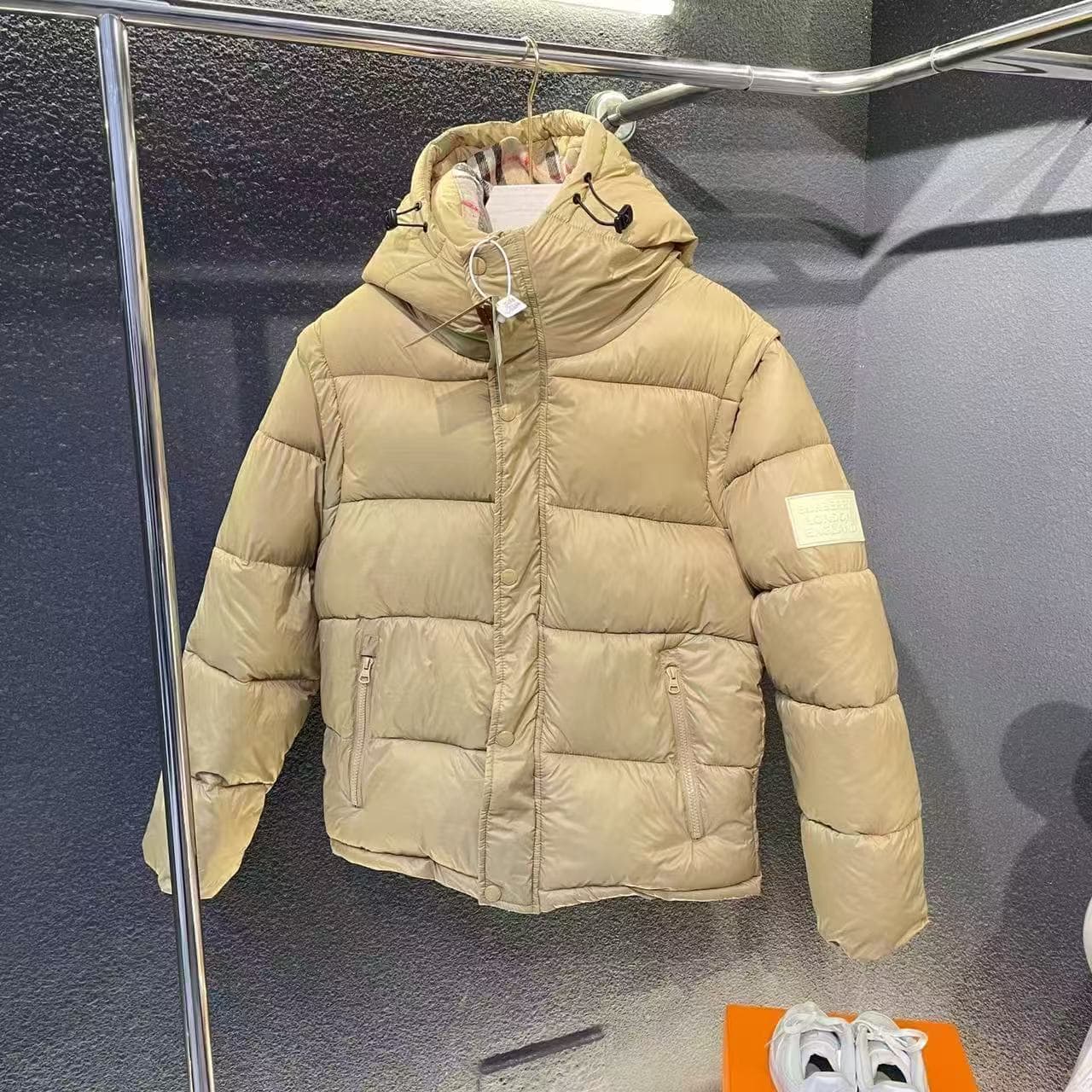 Doudoune chaude à col montant 2025, sweat-shirt à capuche ample et confortable, veste épaisse d'hiver hors saison, adaptée aux couples