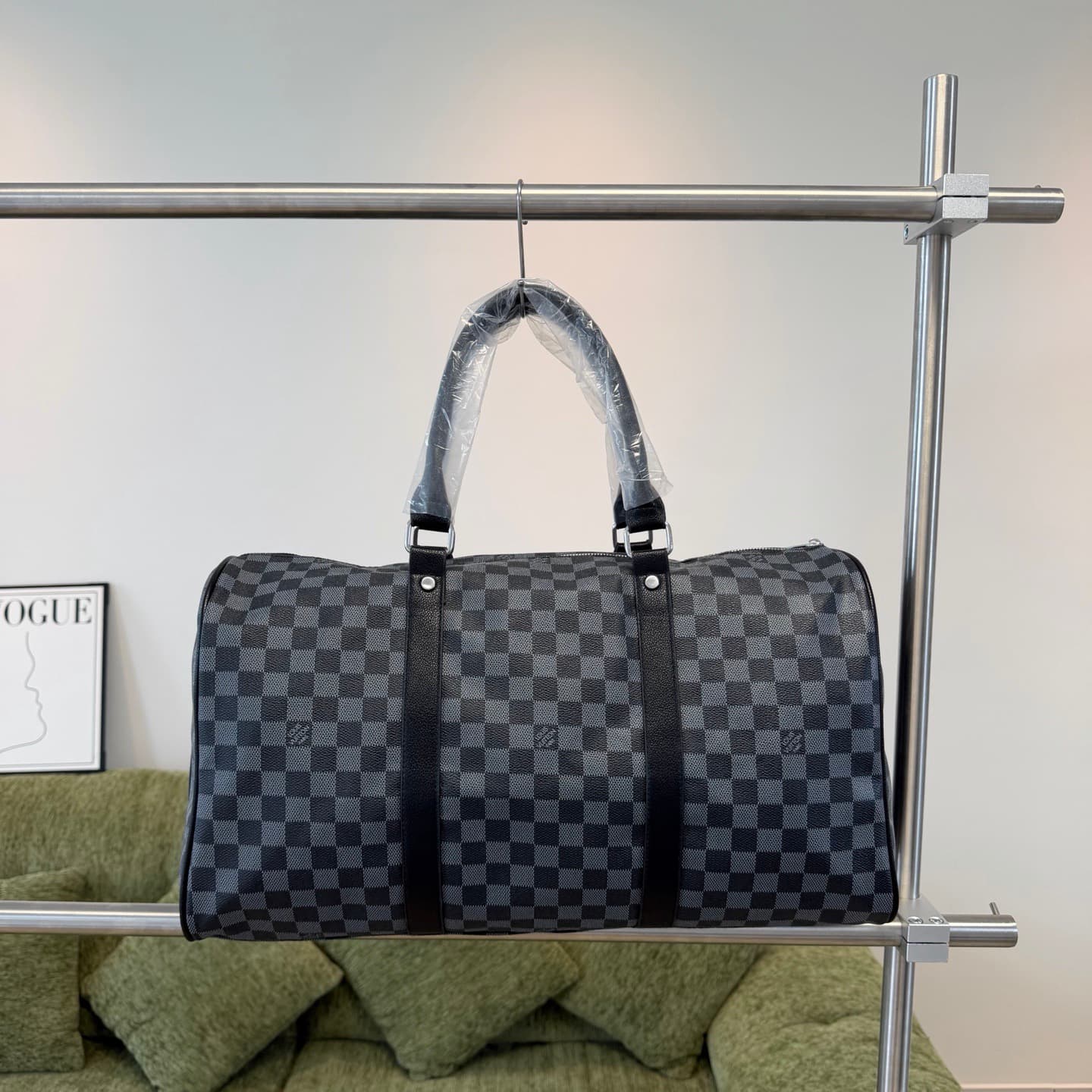 Sac de voyage Louis Vuitton unisexe classique à monogramme, grand format cylindrique, imprimé logo intégral
