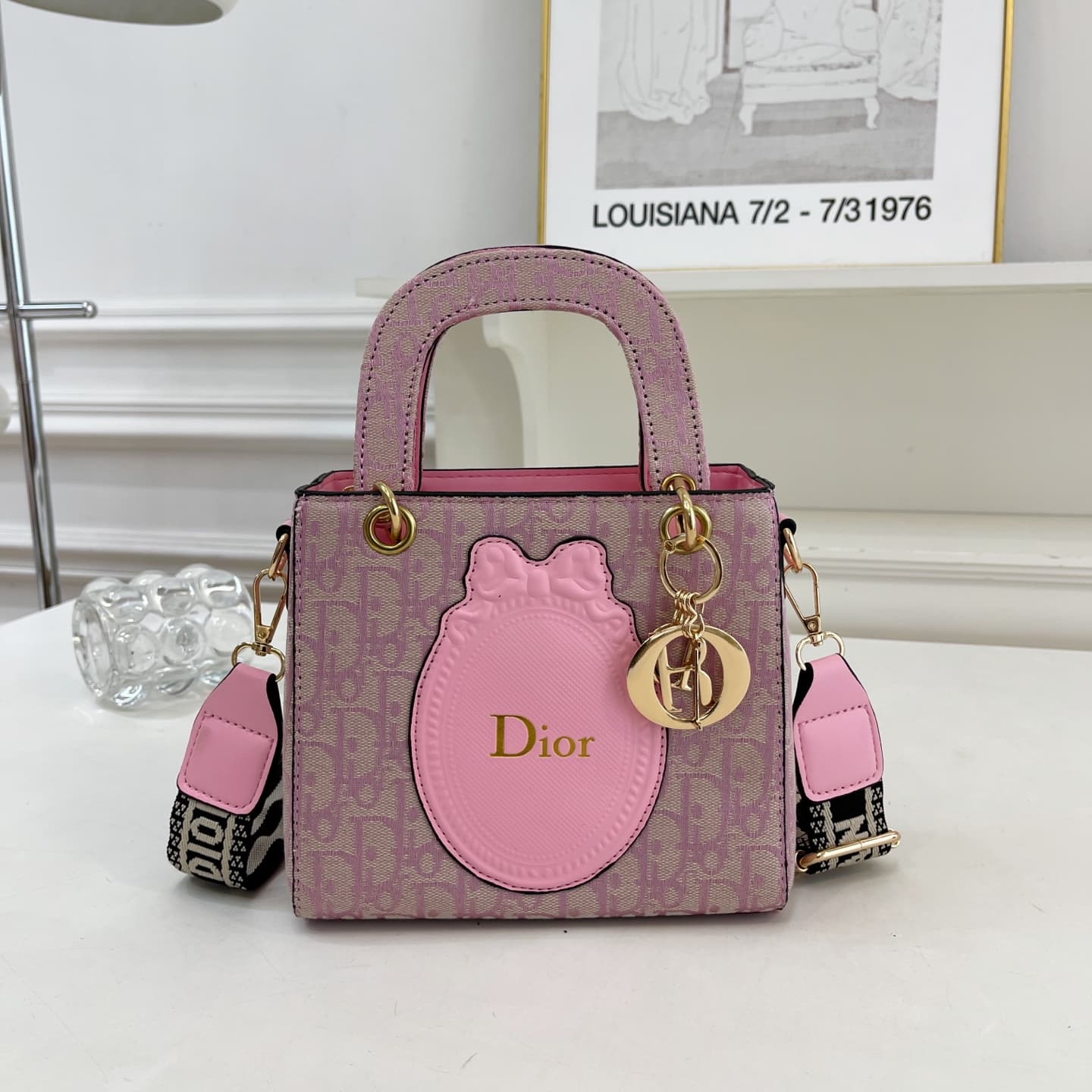 Sac cabas Dior à imprimé classique, sac à main de haute qualité, polyvalent et tendance pour les trajets quotidiens et les loisirs.