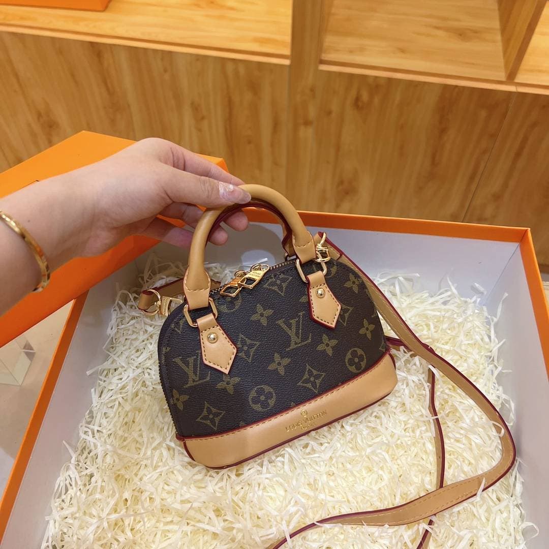2024 Designer Nouvelle Tendance De La Mode Style Unique Léger Luxe Cent Sac À Bandoulière De Haute Qualité