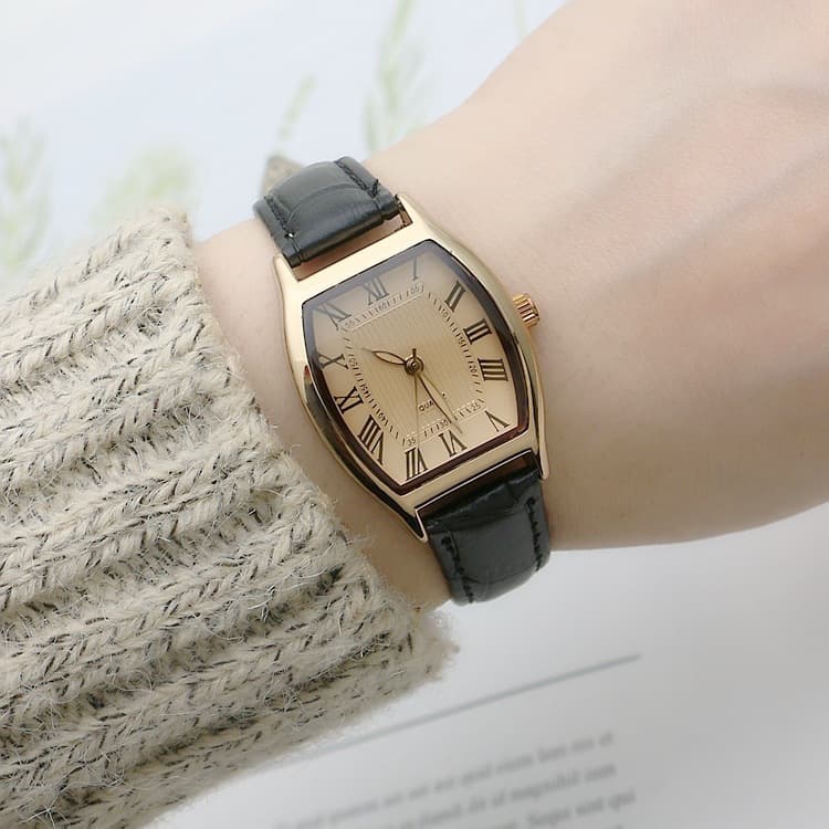 Barrel-shaped Simple Women's Watch Internet Celebrity Live Women's Watch Waterproof Quartz Watch Women's Watch Square Belt Watch