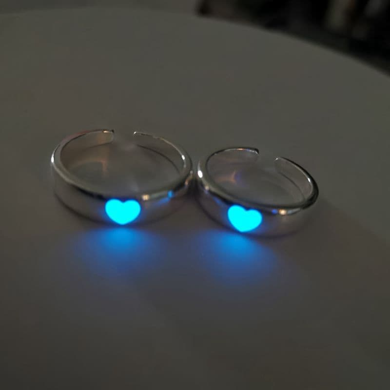 Fashion Luminous Love Heart Ring Opening Adjustable Retro Fluorescent Rings Size Adjustable