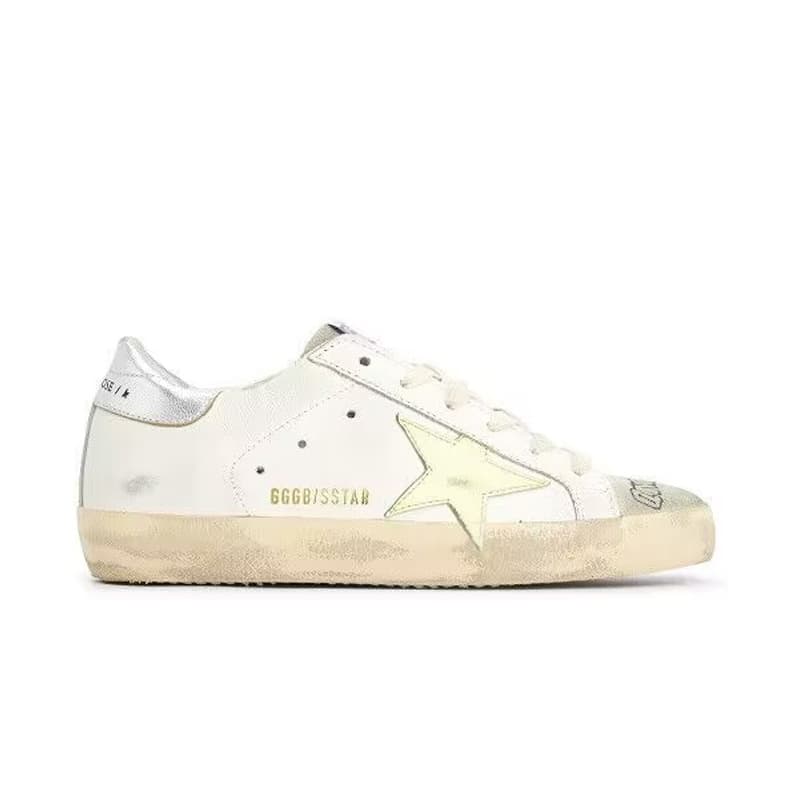 2023 Printemps Nouveau Petit Sale Pour Femmes Pur Fait Main Vieille Étoile En Cuir Véritable Intérieur Rehaussement Coréen Polyvalent Planche