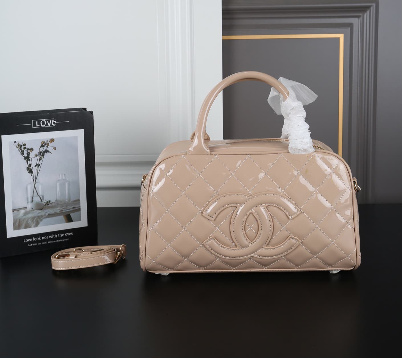 Sac bowling brodé à motif losanges, coloris uni, collection été 2026 - Sac à main décontracté avec bandoulière