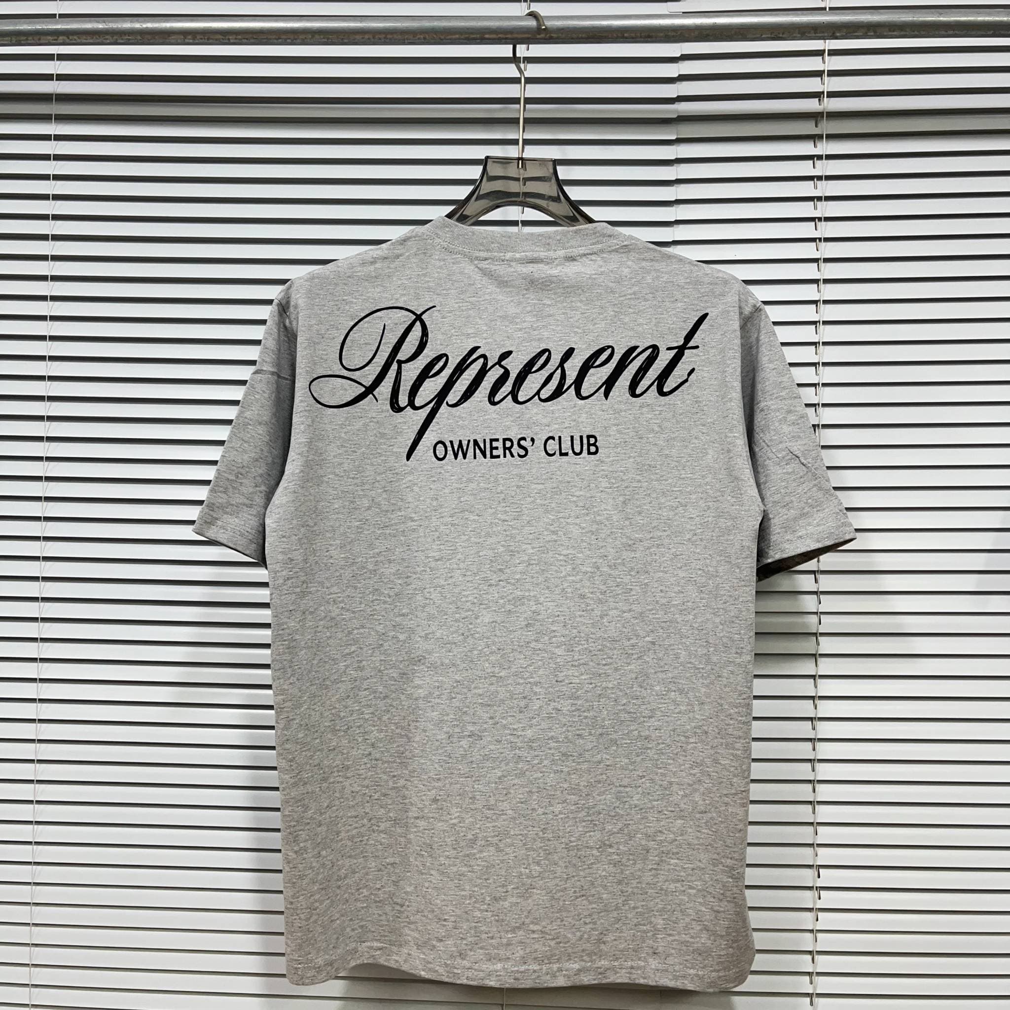 Nouveaux T-shirts décontractés d'été pour hommes 2026 : T-shirts imprimés élégants à manches courtes, T-shirts imprimés unis et polyvalents