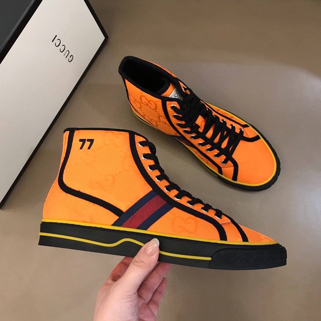 Baskets décontractées de haute qualité, tendance et à la mode pour hommes et femmes 95