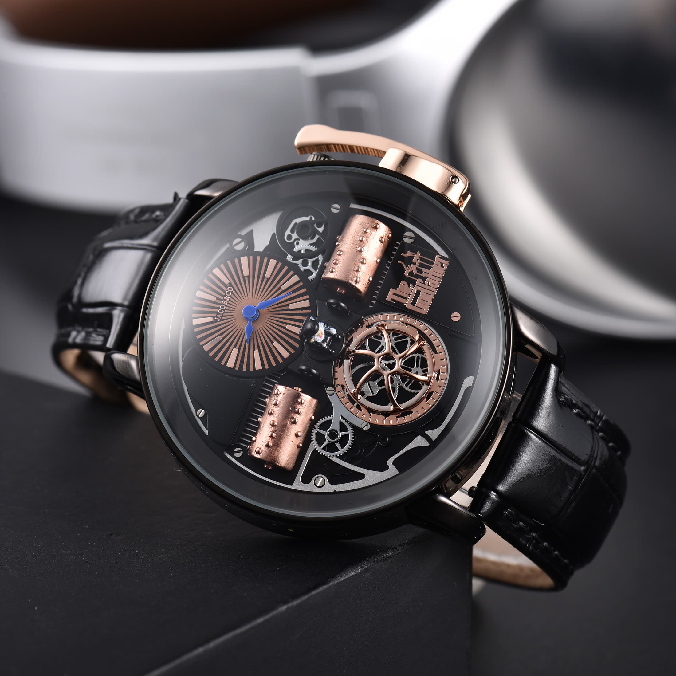 Montre homme Le Parrain de l'Opéra, édition limitée, cadran squelette, quartz, boîtier en or rose et acier, bracelet crocodile, pièce de collect
