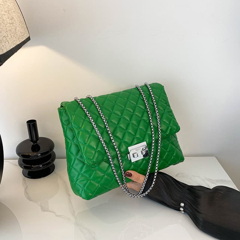 Textured Diamond Chain Style Trend Large Capacity Commuting Shoulder Crossbody Embroidery Chain Bag For Women
