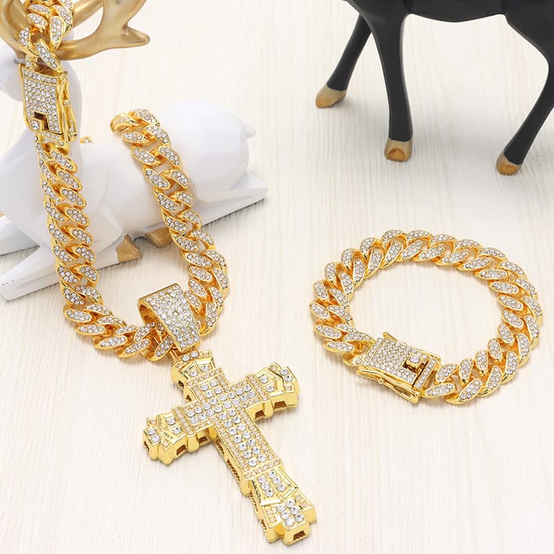 Men's Hip-Hop Cuban Chain Necklace With Diamond Cross Pendant - Bold Streetwear Jewelry For Trendsetters