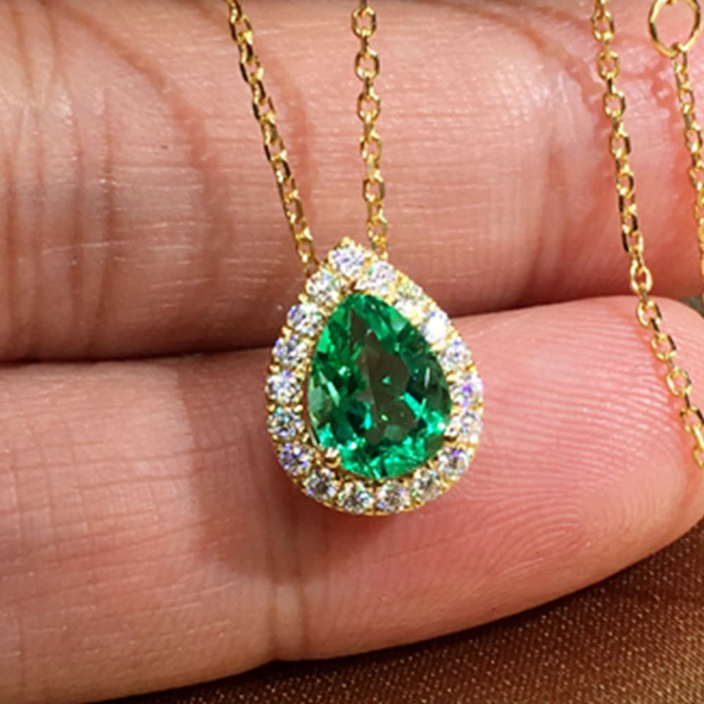 Celebrity Kwai Live Broadcast New Style Micro Inlaid Water Drop Emerald Zircon Necklace Women's Necklace Chain