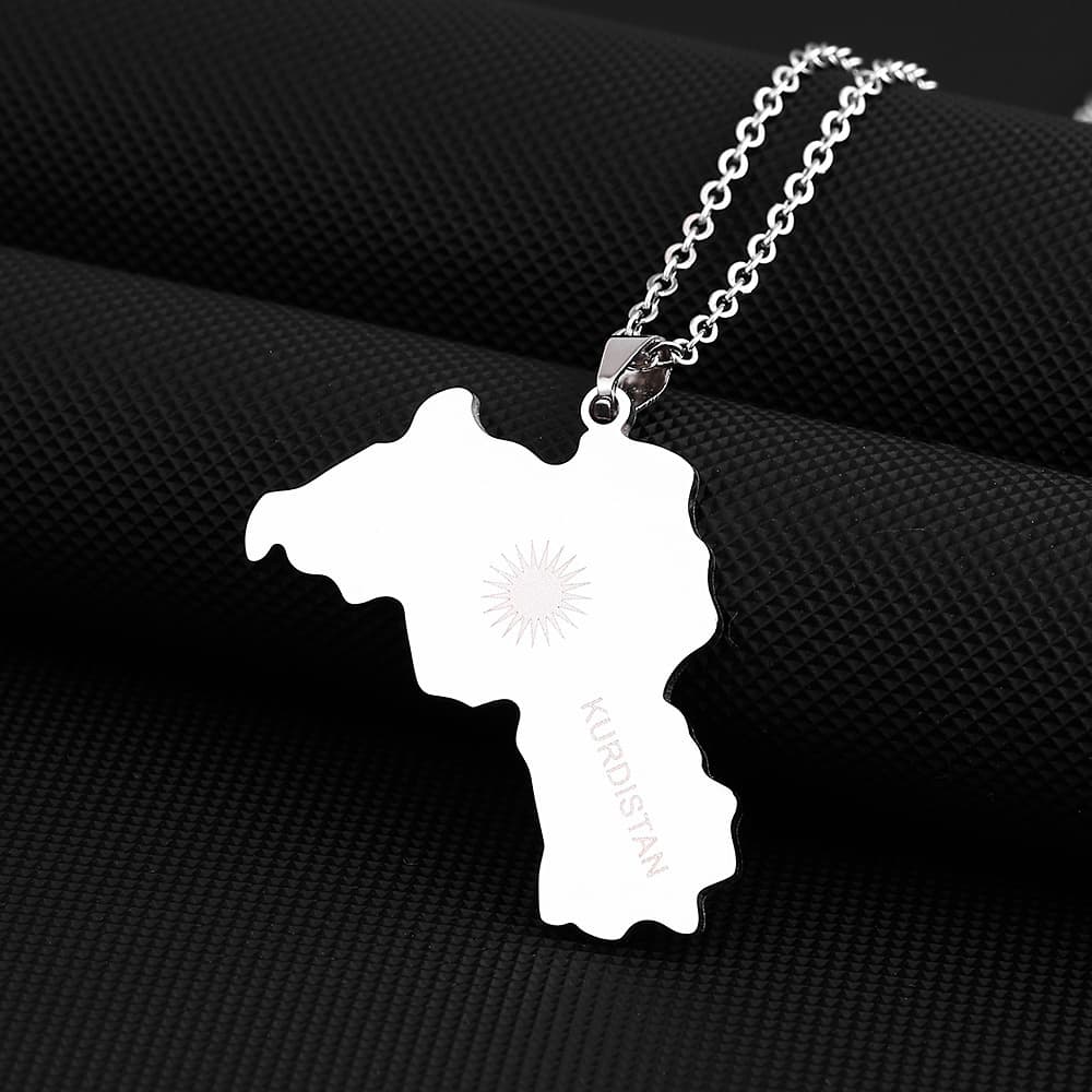 Collier avec pendentif carte du Kurdistan en forme de goutte d'huile, style rétro, en acier inoxydable, pour hommes et femmes