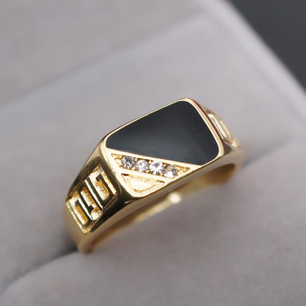 Jewelry Creative Triangle Drip Oil Men's Ring