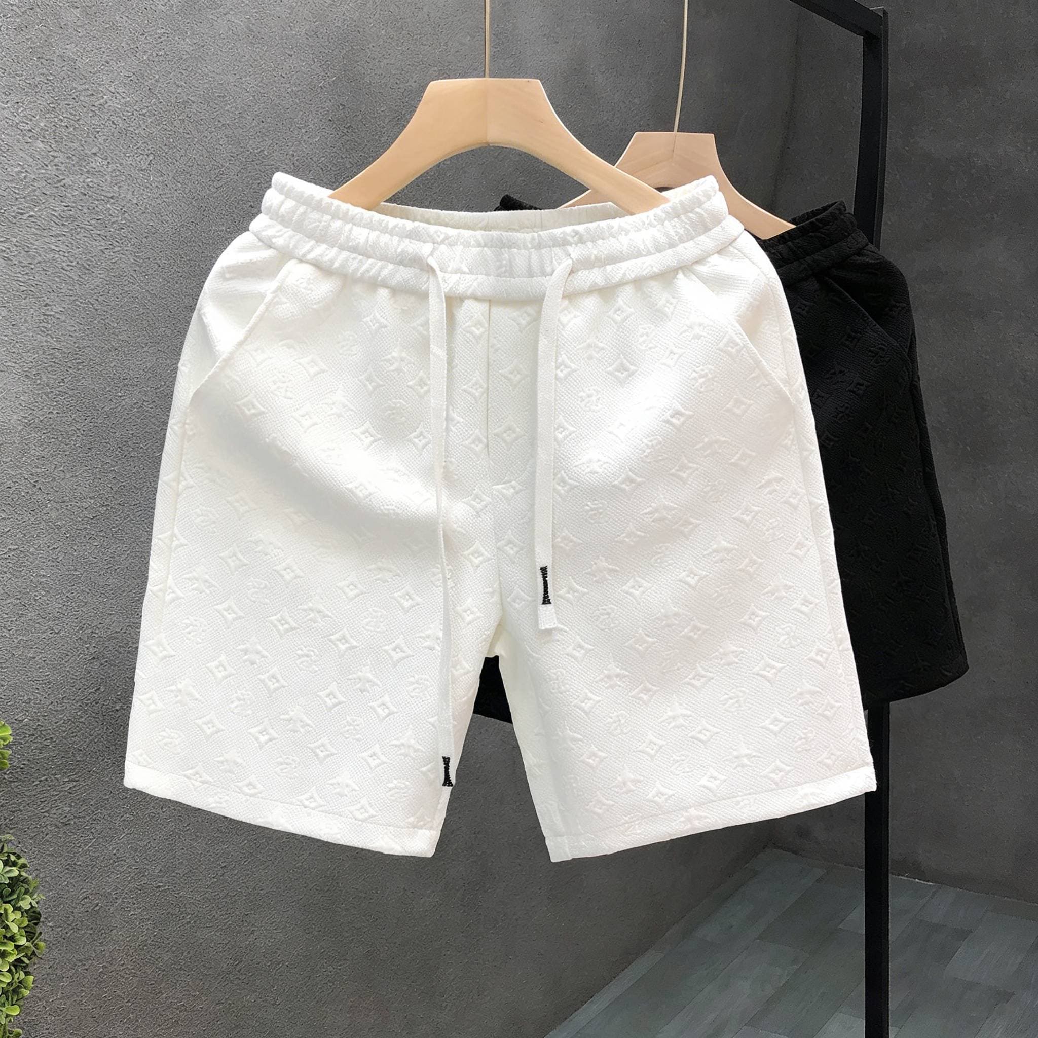 Light Luxury Style White Jacquard Shorts For Summer Fashion Brand Split 2023 New Men's Half Cut Pants