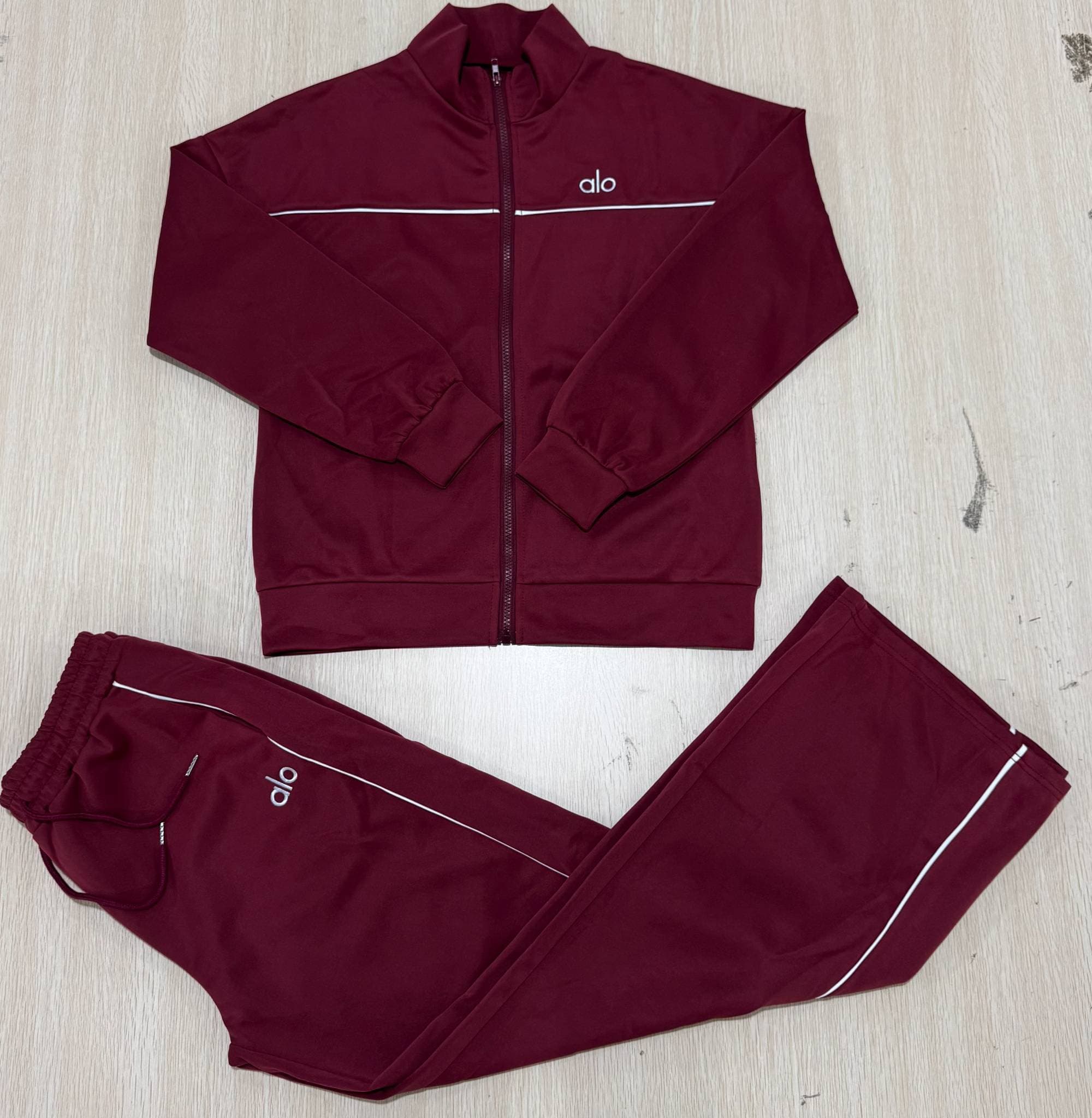 Ensemble manteau et pantalon décontracté, collection printemps-automne 2026, haute qualité et tendance.