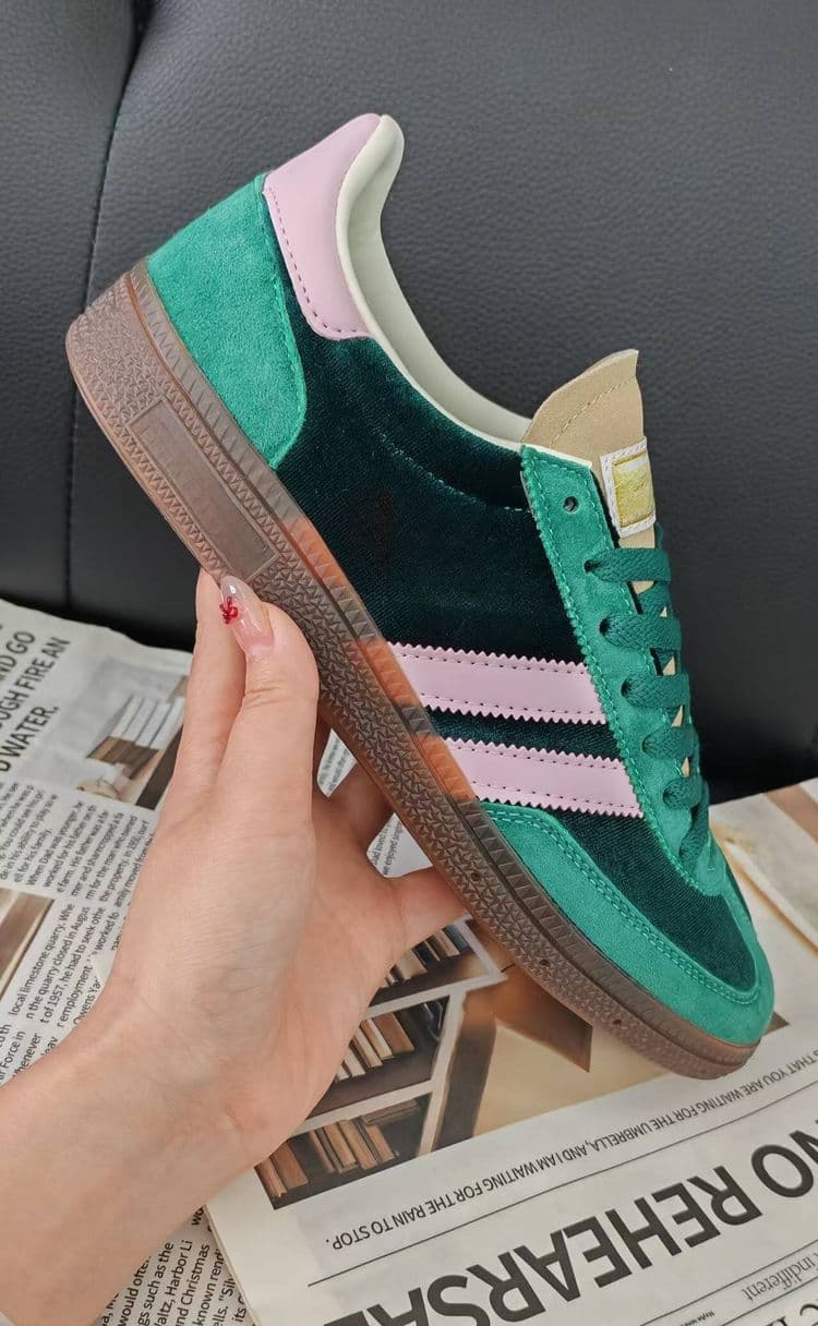 Baskets de style rétro sexy à imprimé léopard style militaire allemand