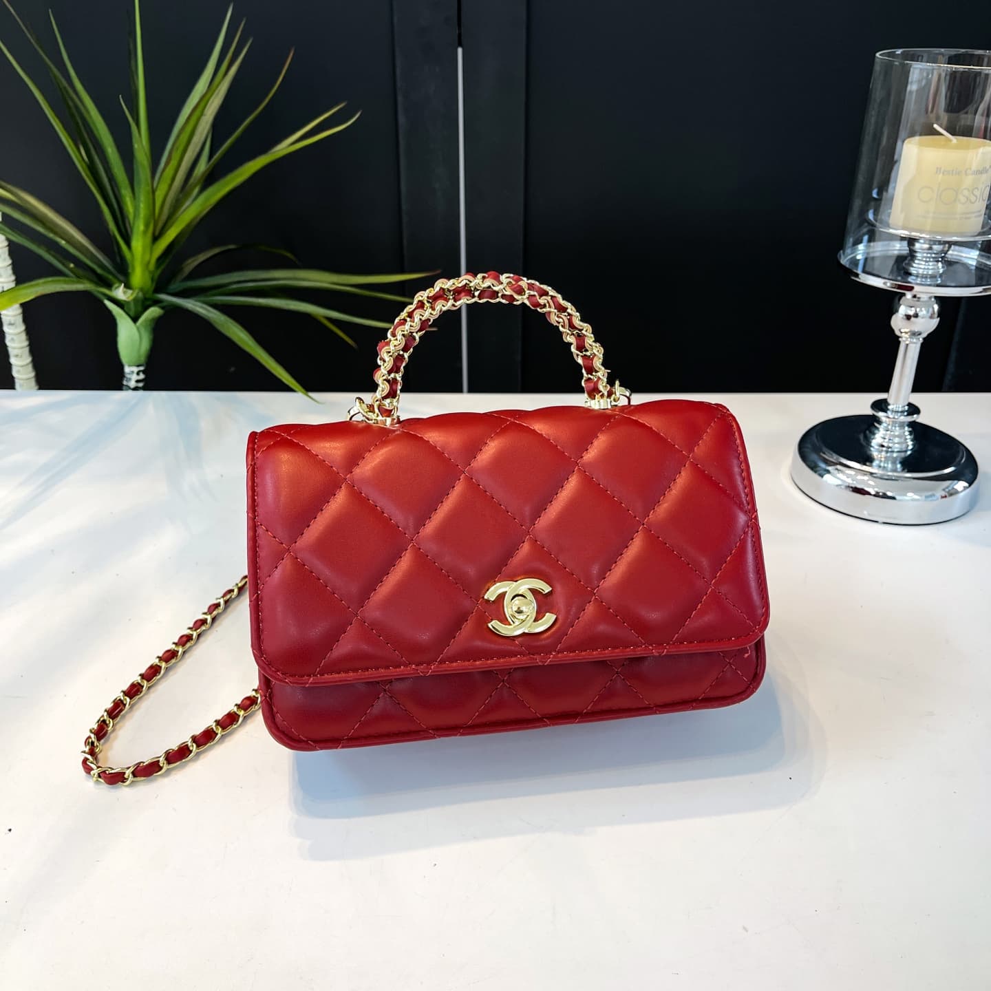 Le sac à main à chaîne en forme de diamant de haute qualité de la marque Light Luxury est à la fois tendance et polyvalent pour les trajets quot
