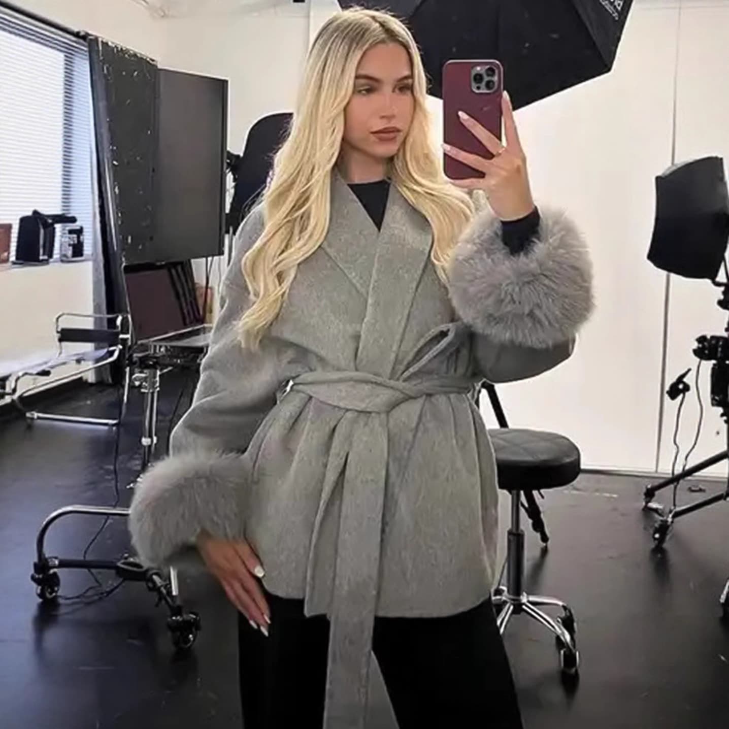 Women's Clothing Autumn And Winter Woolen Coat Short Coat Women's Cuffs Fur V Neck Lace Up Solid Color