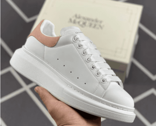 MQueen Petites Chaussures Blanches Version Haute Semelle Épaisse Rehaussée En Velours Noir Queue Plateforme Chaussures Classiques Décontractées T