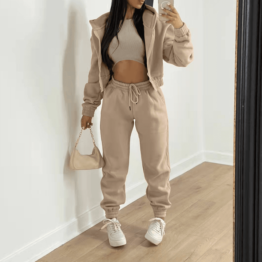 Women's clothing, fleece sweater and hooded sports and leisure suit (three-piece set)