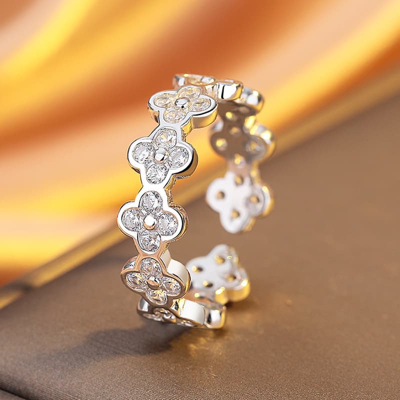 New Full Four-Leaf Open For Women, Unique Design, Circle Crystal Diamond Ring, Light Luxury High-End Index Finger Ring