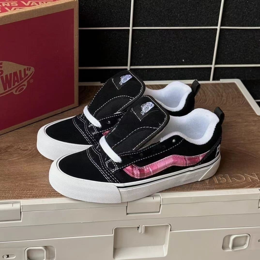 Chaussures décontractées à semelles épaisses 20nuSkool noires et blanches, chaussures de sport durables pour étudiants et étudiantes.