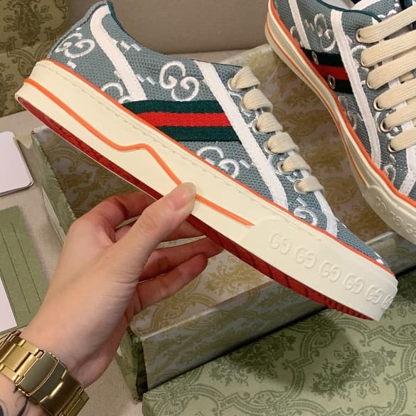 Chaussures en toile pour femmes, chaussures à lacets confortables à bout fermé, chaussures décontractées de couleur unie