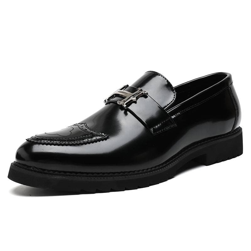 Version coréenne des chaussures pointues décontractées en cuir britanniques tendance, en cuir verni brillant, pour un look décontracté et orgasm