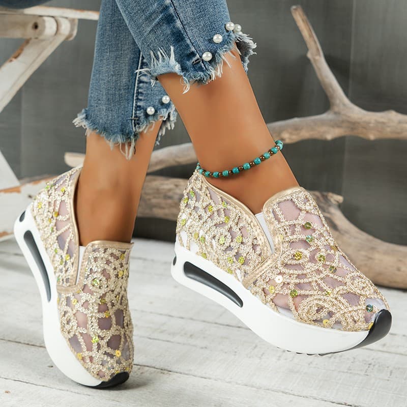 Women's summer new large size white shoes breathable mesh heightening mesh thick bottom fashionable women's shoes