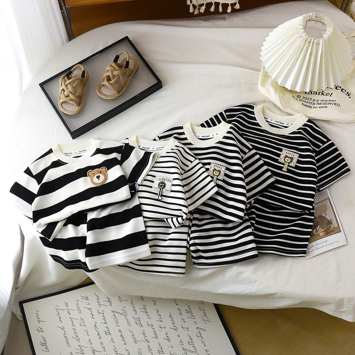 Children's Short Sleeved Suit Black And White Striped Boy's T Shirt Baby Summer Children's Clothing Girl's Shorts Baby Clothes New Style