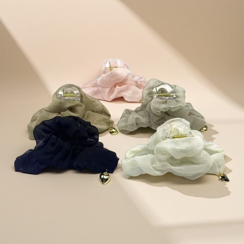 2025 New Arrival, Gentle Pleated Mesh Large Claw Clip For Women, Advanced Sense Spring Hairpin, Back-of-Head Shark Clip Hair Accessory