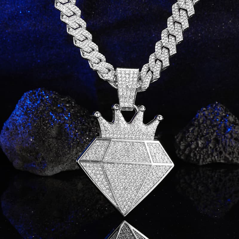 Full Diamond Triangle Hip Hop Pendant Light Luxury Exaggerate Crown Alloy Water Diamond Cuban Chain