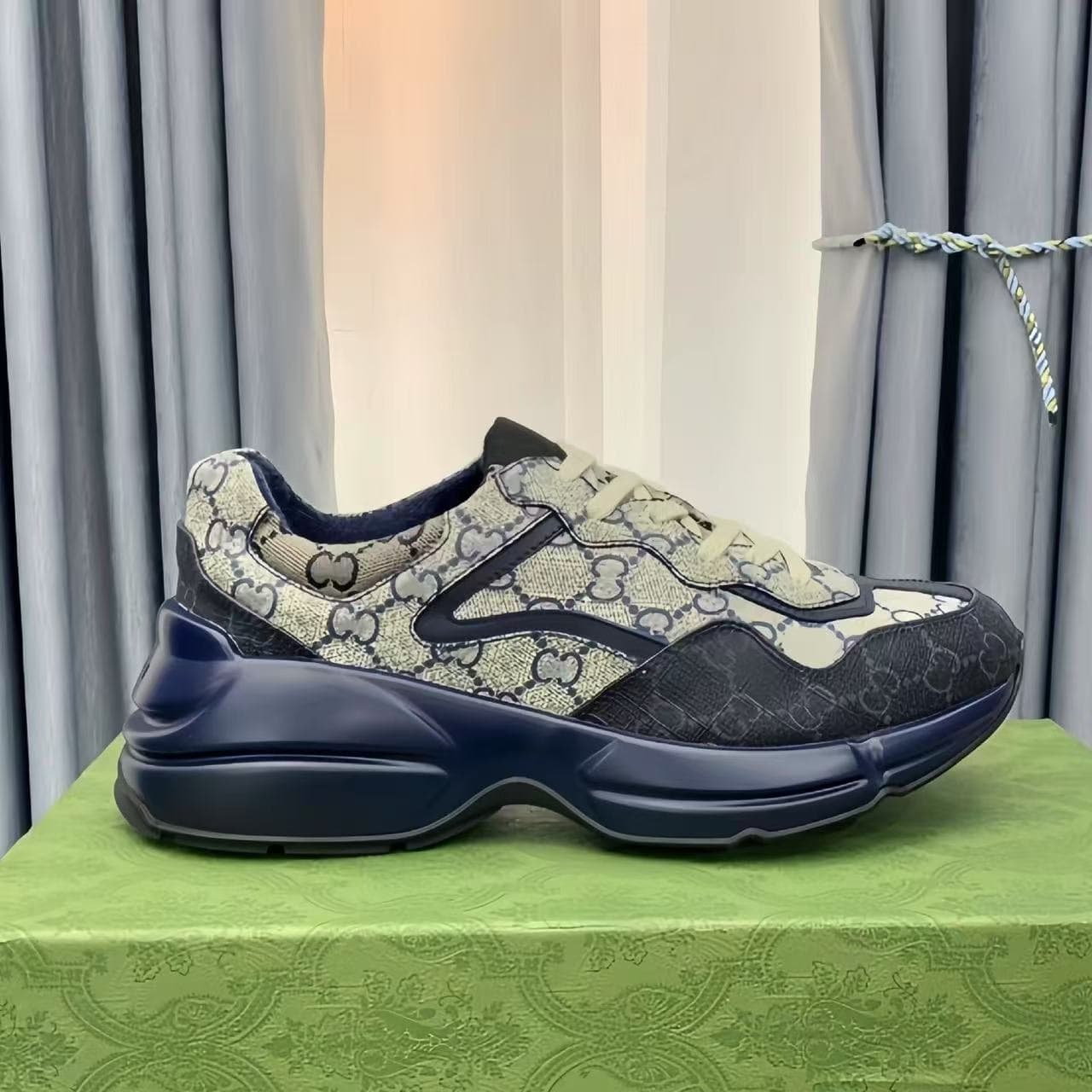 Chaussures de papa style étoile pour femmes 2025, nouvelles baskets décontractées et polyvalentes à semelle épaisse, à imprimé blocs de couleu
