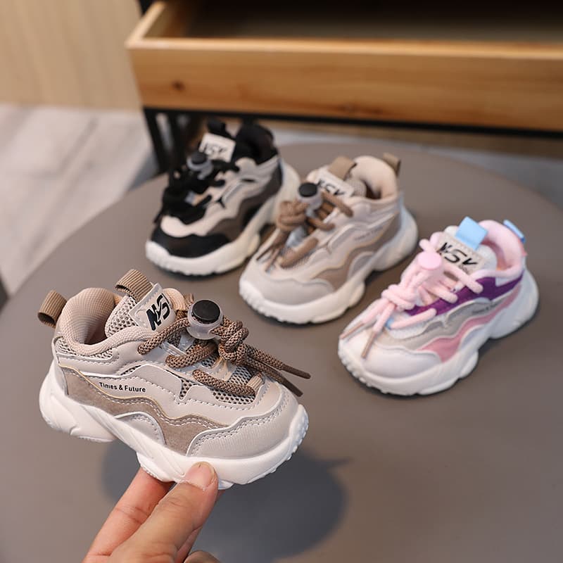 A generation of foreign trade father shoes Children's toddler shoes breathable mesh sneakers 0-3 years old men's and women's baby shoes 1