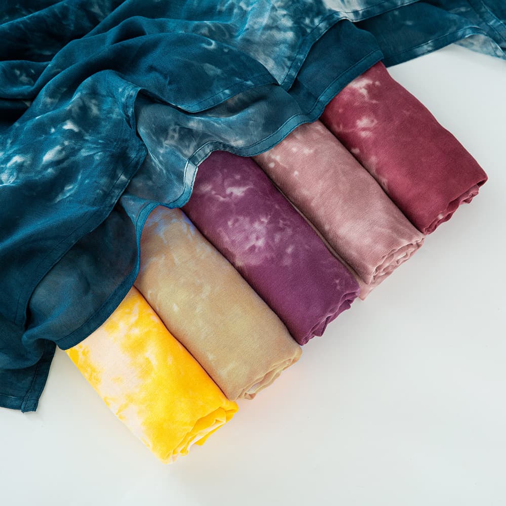 Women's Scarves Summer New Tie Dye Gradient Malaysian Indonesian Cotton Headscarf, Gradient Wide Border Modal Breathable Scarf For Women