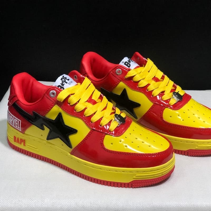 Bapes Sta To Low Ape Head Chaussures de sport basses en cuir laqué classique