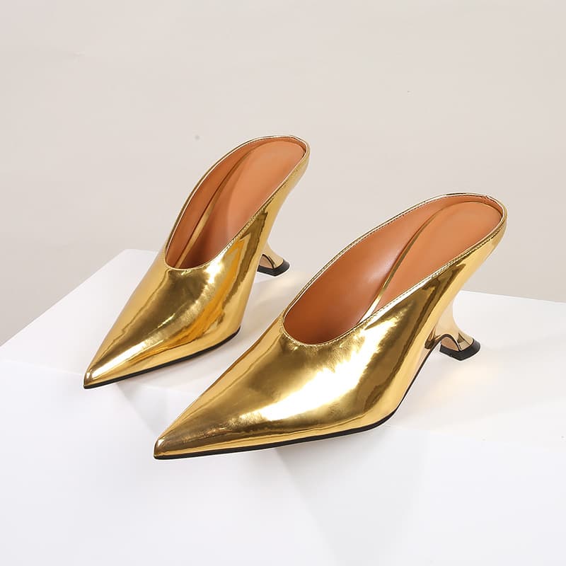 Women's shiny patent leather women's shoes new high heeled wedge slippers fashionable one piece delivery