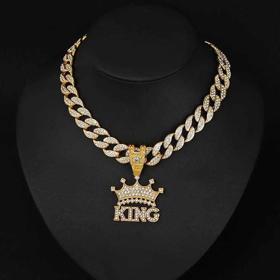 Men's Necklace Hip Hop Full Diamond Crown Letter KING Pendant Street Trend Cool Alloy Necklace Accessories Men