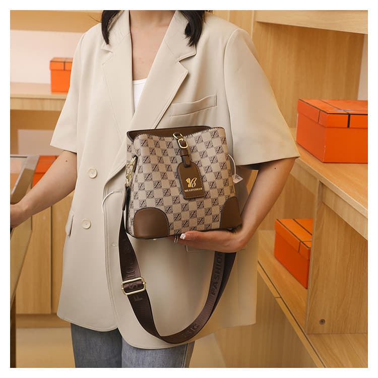2023 New Hot Selling Trend Versatile Women's Bucket Bag Single Shoulder Flower Large Bag Women's Handbag Crossbody Bag